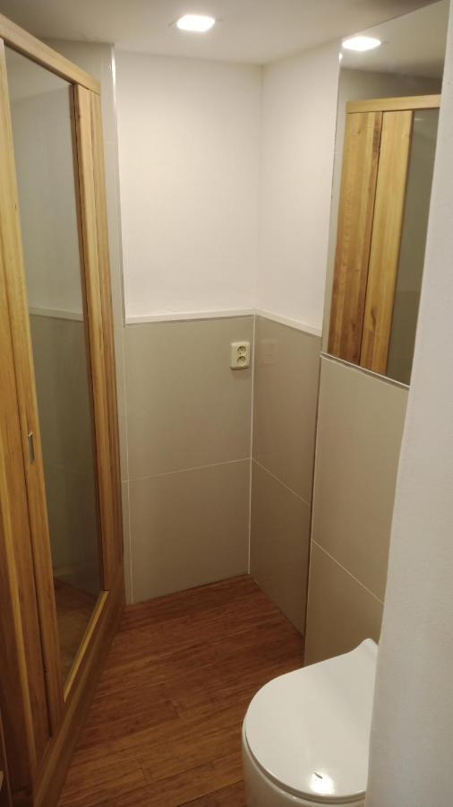 Apartmán Bydlení v centru OV blízko Stodolní, bez výtahu Ostrava Exteriér fotografie